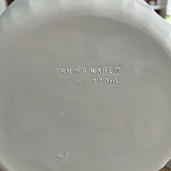 Vintage Corningware French White Small Casserole Dish, Set of 4 - Picture 4 of 9